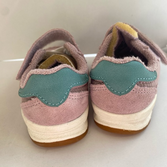 Zara Baby Tennis Shoes size: 4 - Picture 4 of 6